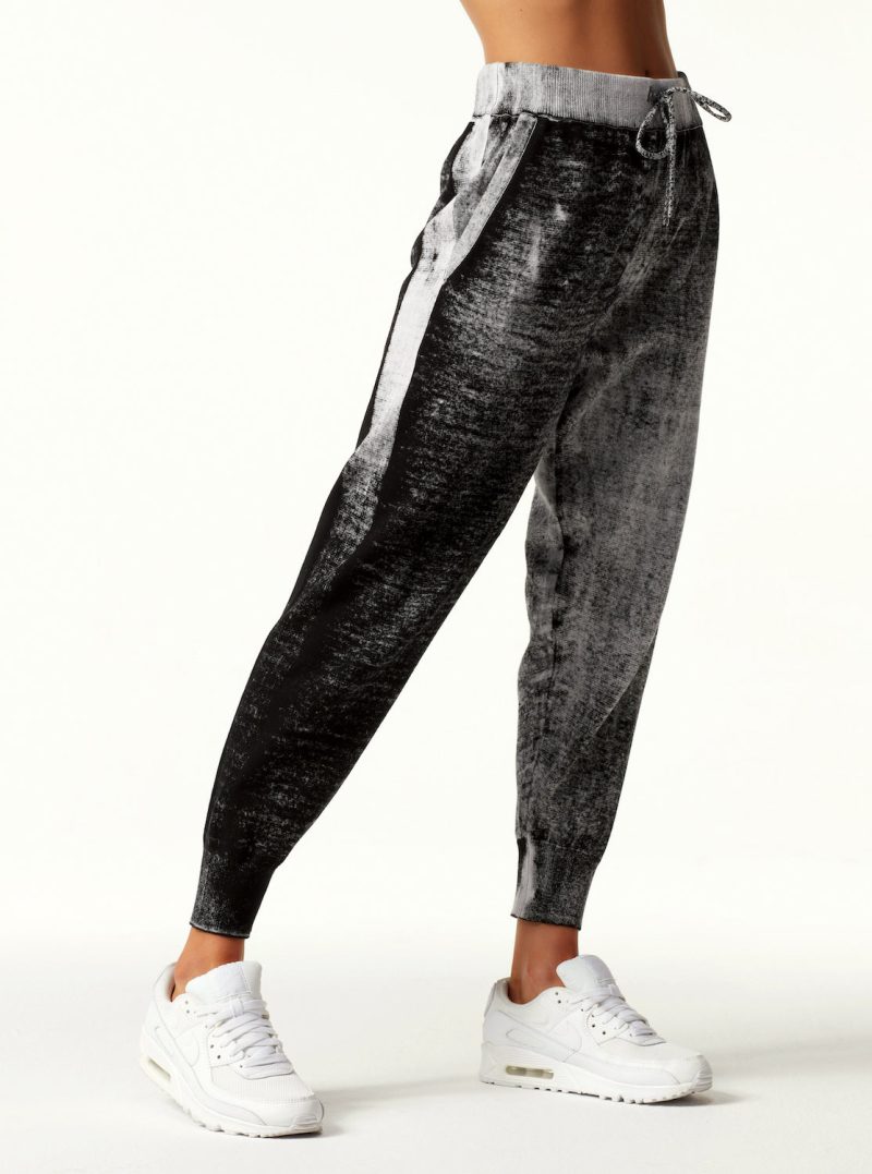 Huntress Jogger - Blanc Noir Online Store