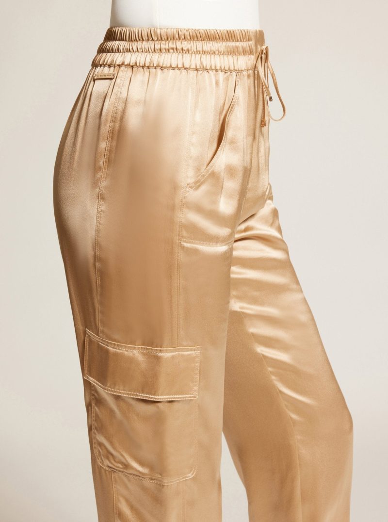 silk jogger gold trims 674533