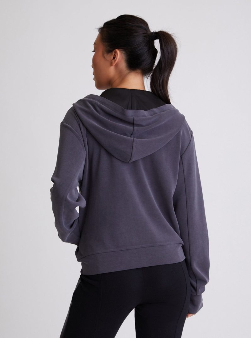 travel twin brooke reflective hoodie 601039